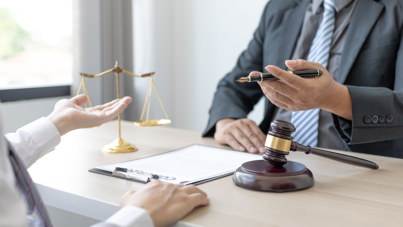 BA (Hons) Law and Business with Foundation Year